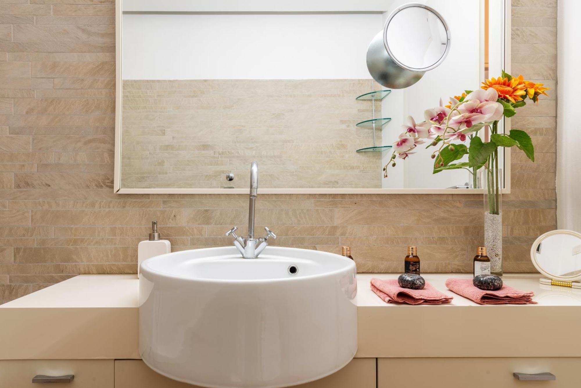 Zuretti Flexyrent Apartment Milan
